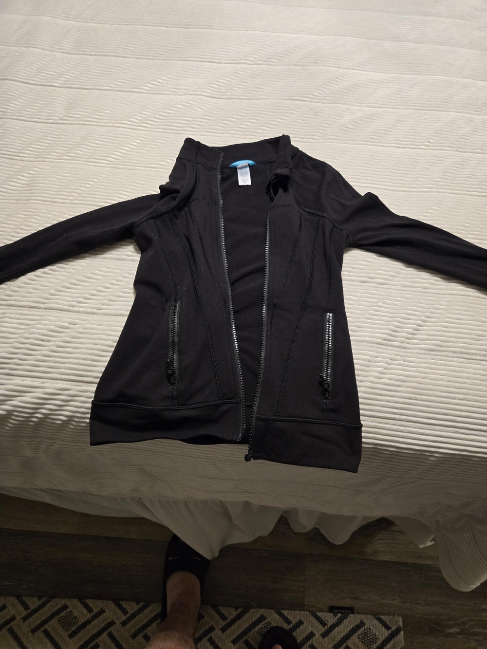 Ivivva  Lululemon Black Women's Zip-Up Bomber Jacket
